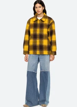 Outerwear><noscript><img width=