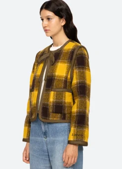 Outerwear><noscript><img width=