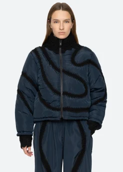 Outerwear><noscript><img width=