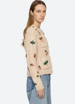 Sweaters|Tops><noscript><img width=
