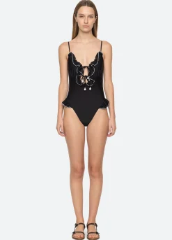Swimwear><noscript><img width=