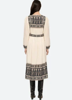 Dresses><noscript><img width=