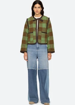 Outerwear><noscript><img width=