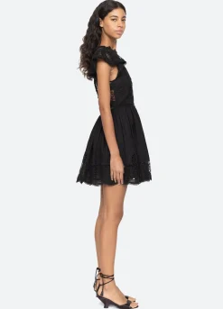 Dresses><noscript><img width=