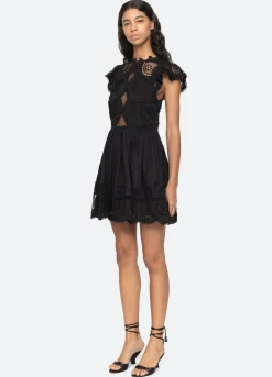Dresses><noscript><img width=