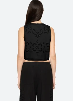 Tops><noscript><img width=