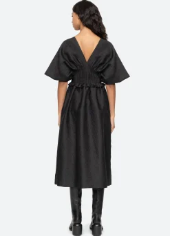 Dresses><noscript><img width=
