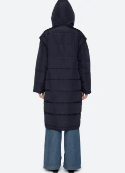 Outerwear><noscript><img width=