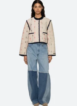 Outerwear><noscript><img width=