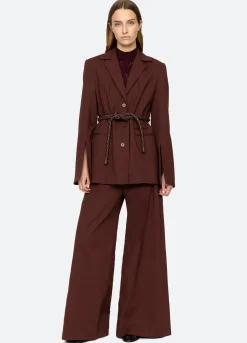 Outerwear><noscript><img width=
