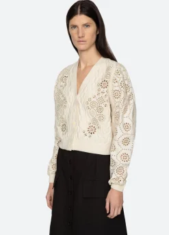 Sweaters|Tops><noscript><img width=