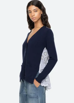 Sweaters|Tops><noscript><img width=