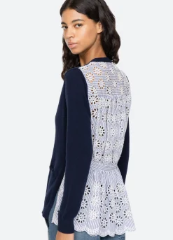 Sweaters|Tops><noscript><img width=
