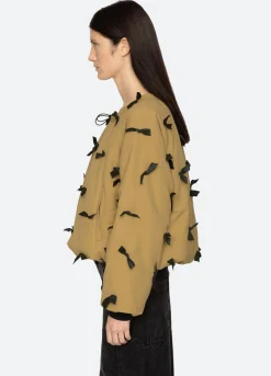 Outerwear><noscript><img width=