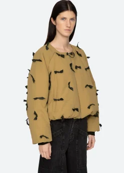 Outerwear><noscript><img width=