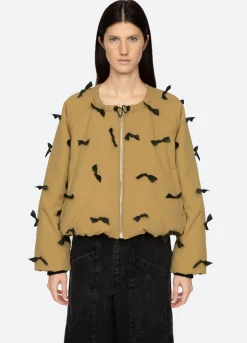 Outerwear><noscript><img width=