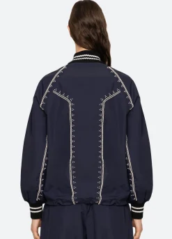 Outerwear><noscript><img width=