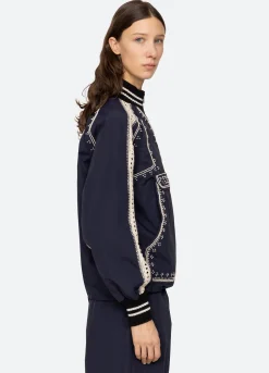 Outerwear><noscript><img width=