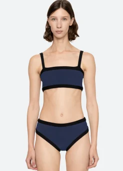 Swimwear><noscript><img width=