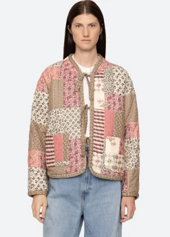Outerwear><noscript><img width=