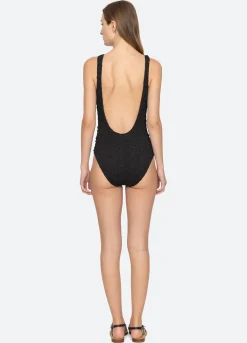 Swimwear><noscript><img width=