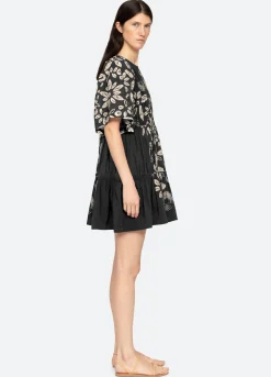 Dresses><noscript><img width=