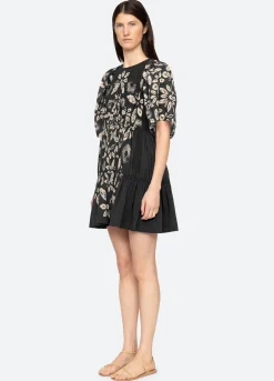 Dresses><noscript><img width=