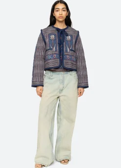 Outerwear><noscript><img width=